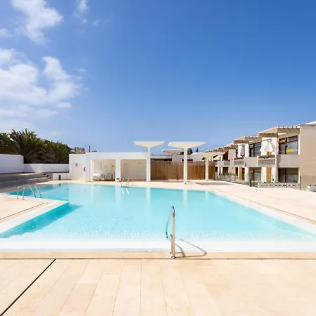 Home2book Stylish Apt, Pool & Terrace Americas Appartement