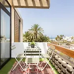 Home2book Stylish Apt, Pool & Terrace Americas Apartmán *