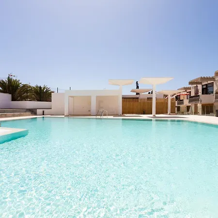 Home2book Stylish Apt, Pool & Terrace Americas *