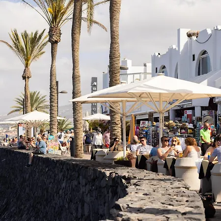 Home2book Stylish Apt, Pool & Terrace Americas