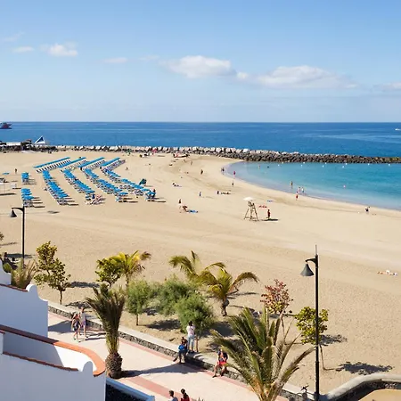 Daire Home2book Stylish Apt, Pool & Terrace Americas