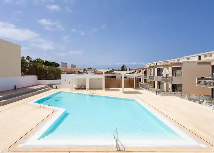 Home2book Stylish Apt, Pool & Terrace Americas * أرونا